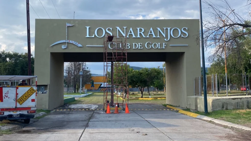 Instalacion-Letras-3D-Leon-Gto